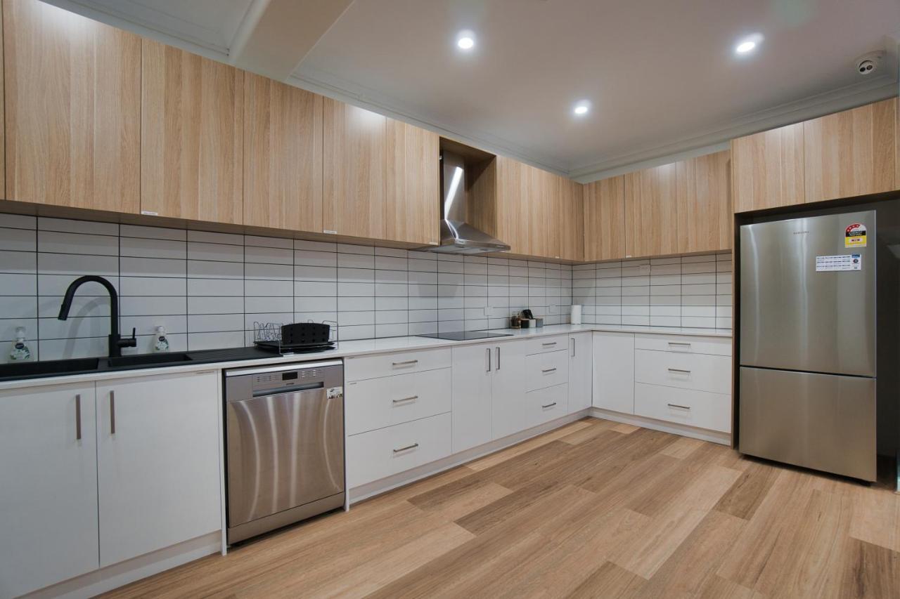 Dreamy Stays Accommodation - Private Rooms With Shared Bathrooms Adelaide Esterno foto