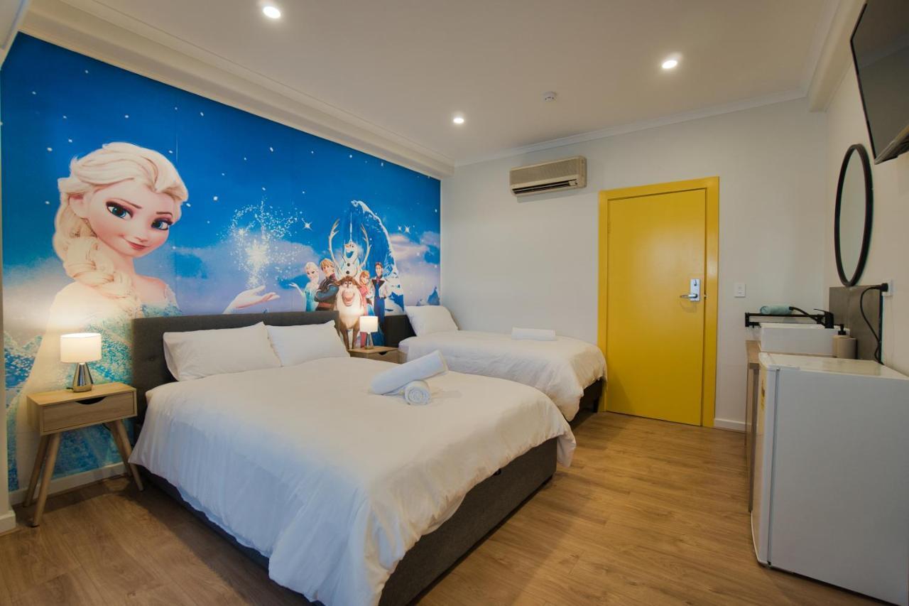 Dreamy Stays Accommodation - Private Rooms With Shared Bathrooms Adelaide Esterno foto