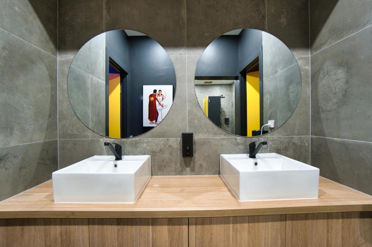 Dreamy Stays Accommodation - Private Rooms With Shared Bathrooms Adelaide Esterno foto