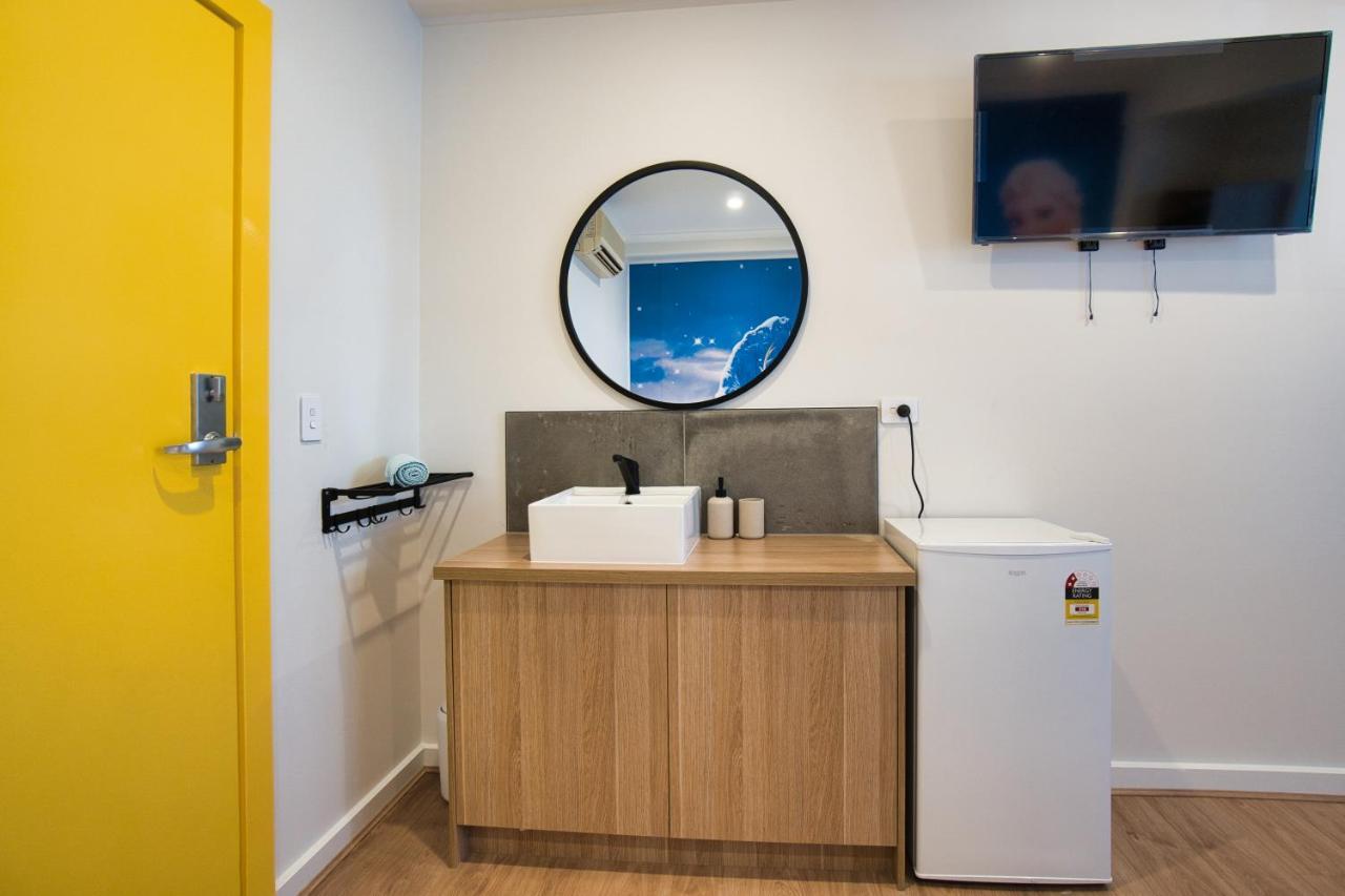 Dreamy Stays Accommodation - Private Rooms With Shared Bathrooms Adelaide Esterno foto